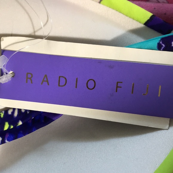 Radio Fiji Zola Halter Bikini Swim Top Multi Color Print Sz M NWT - Picture 5 of 7